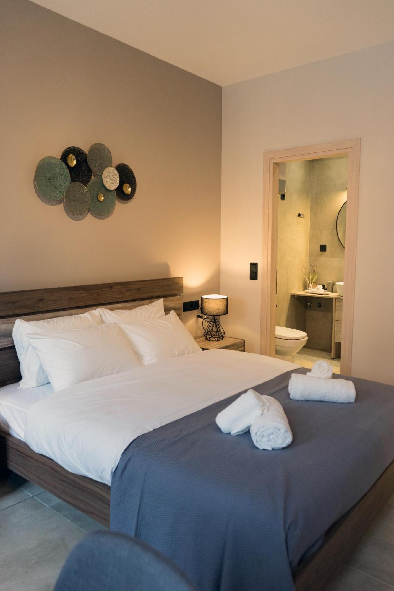 Lorien Center Apartment